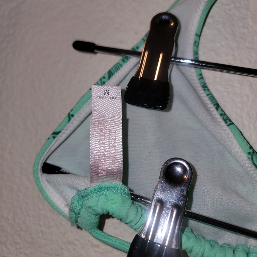 Victoria's Secret Mint Green Paisley & Animal Print String Bikini - Picture 5 of 6